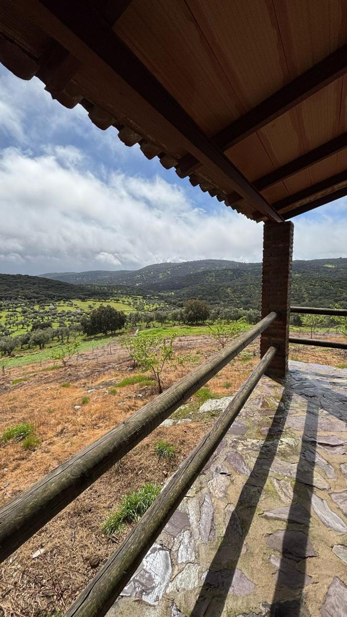 Casas Rurales Los Llanos Fuentes De Leon Exterior photo